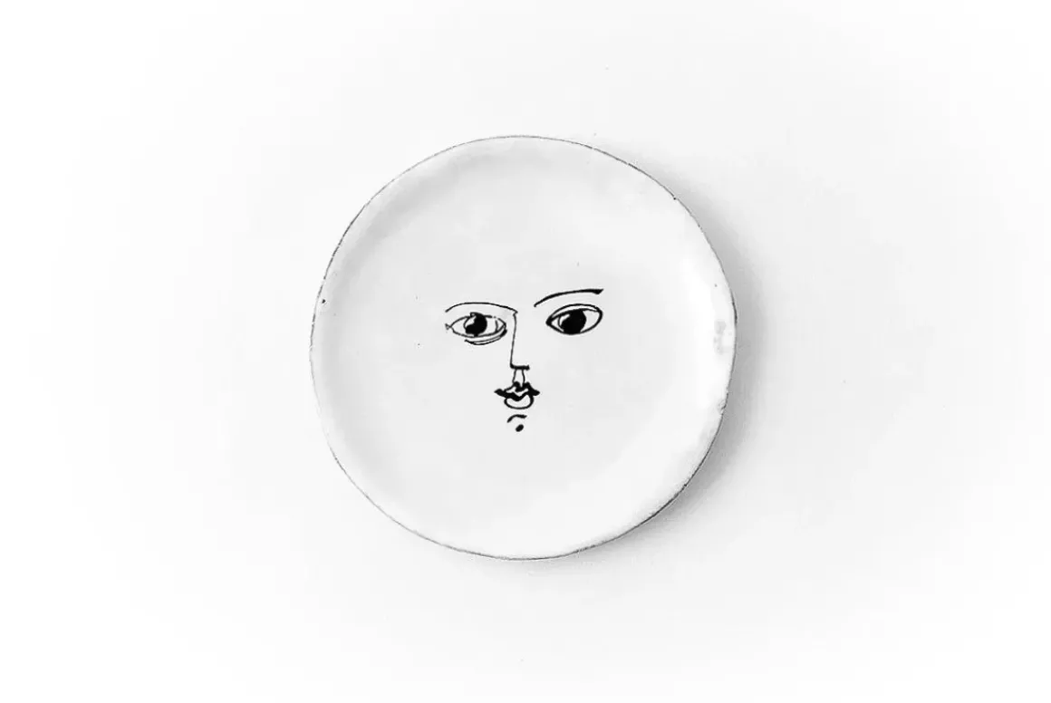 Moon Plate
