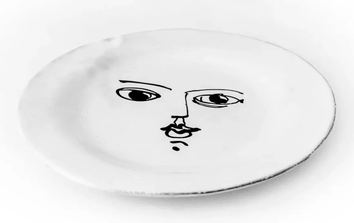 Moon Plate