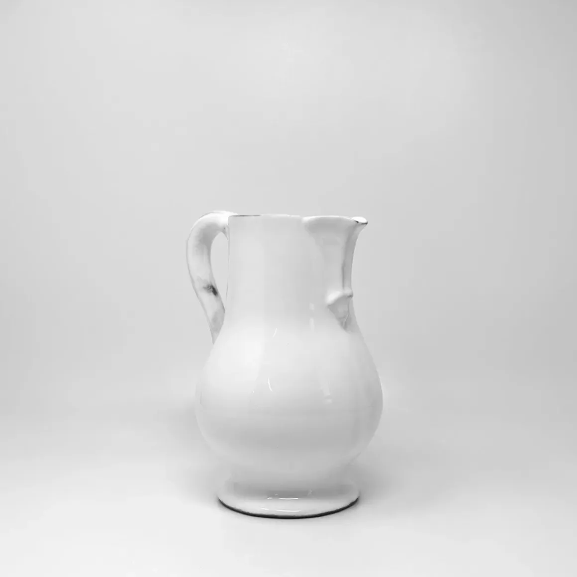 Paris Pitcher